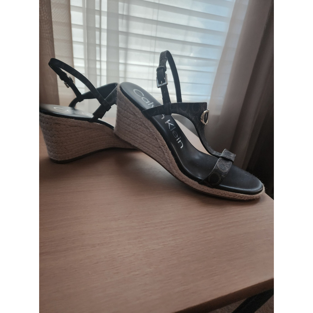 Calvin Klein Dark Brown Logo Espadrille Wedge Sing Back Sandals SZ 9.5 M - Picture 7 of 16